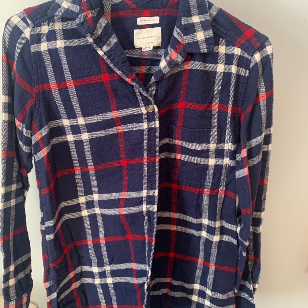 American Eagle flannel size small. Blue, red, and white stripes.